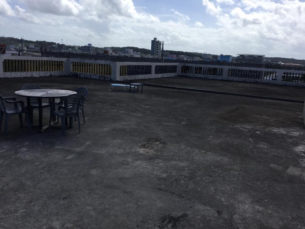 Hostel Yado Ari Itoman Luaran gambar
