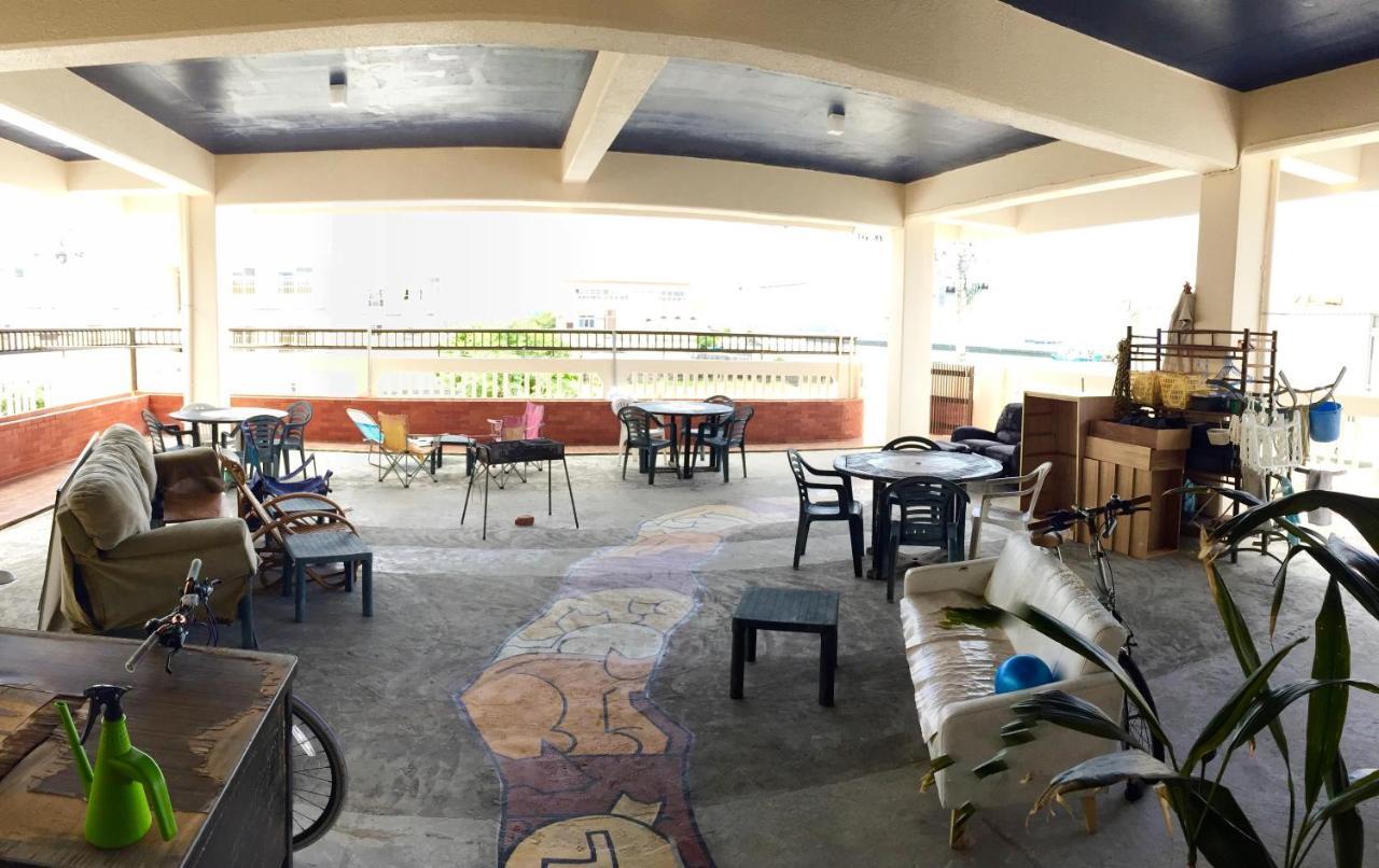 Hostel Yado Ari Itoman Luaran gambar