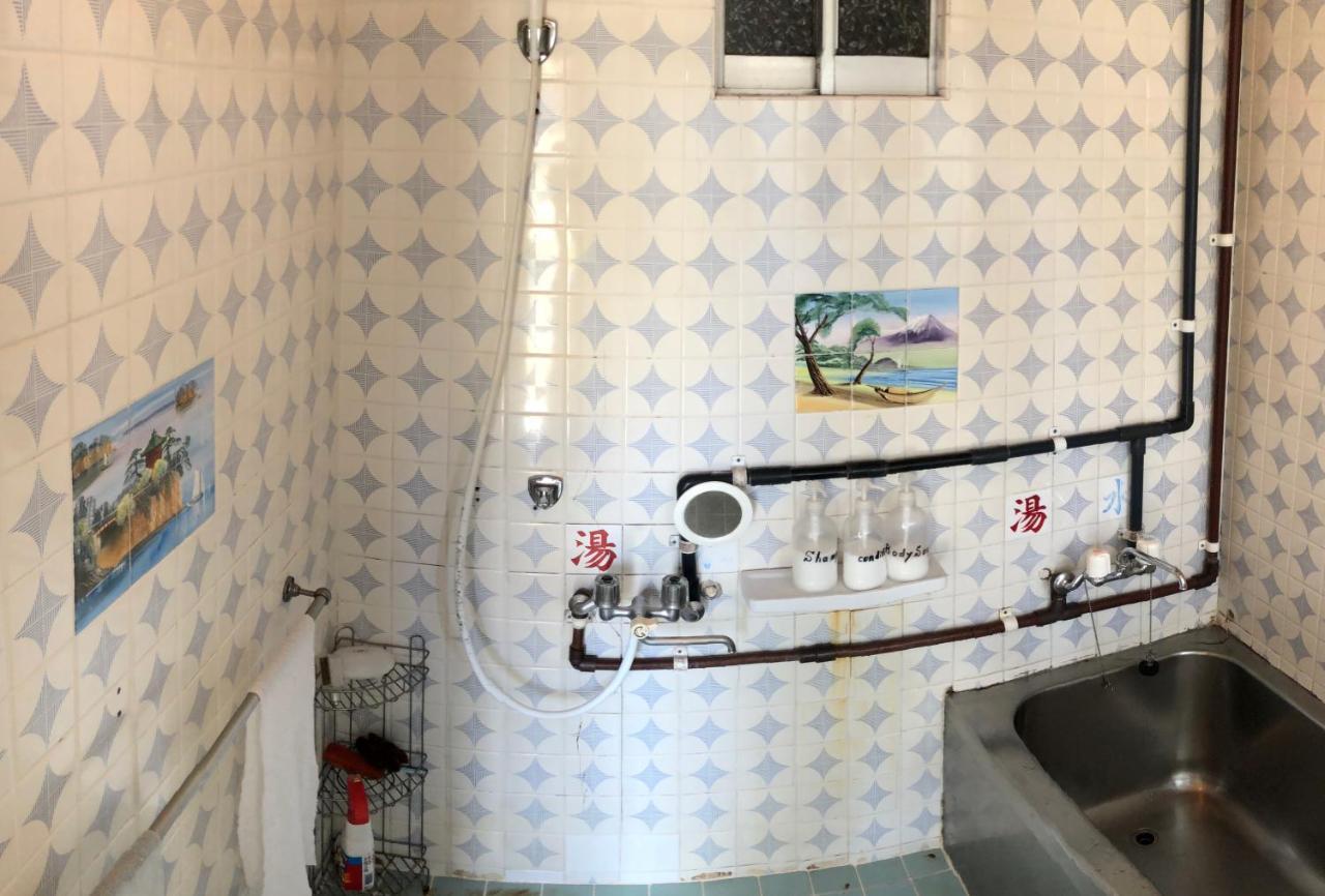 Hostel Yado Ari Itoman Luaran gambar